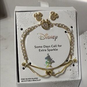 Minnie Mouse Bracelet and Earrings Set
